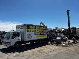 Best Construction Debris Removal  in St Helen, MI